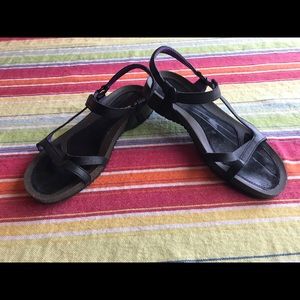 Teva Cabrillo Sandal, Black, 8